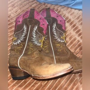 Cowgirl Boots. Size 7 (37.5)